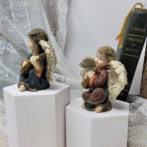 Sweet Angels playing Musical Instruments - Picture 5 of 7